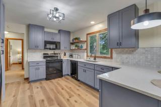 Spacious 4BR Ranch Near Easton Perfect for Families & Work Groups - 8