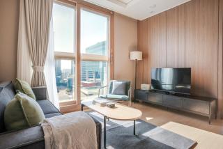 Blueground Sangam city view nr World Cup Park SEL-48 - 2