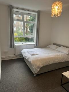 Don Jackson London Apartment - 5