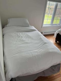 The Sullivan Suite 5 Bedroom home, on 5 acres in Gros Morne - 2