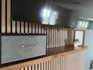 The Sullivan Suite 5 Bedroom home, on 5 acres in Gros Morne - 2