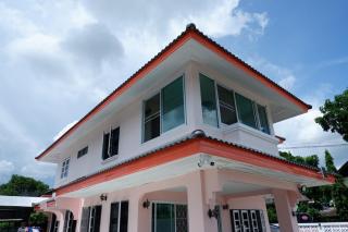 Autumn breeze house - 1