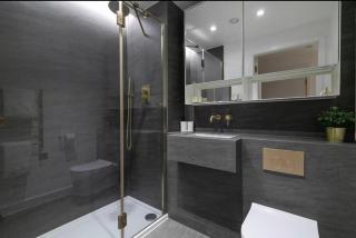 St Pancras, Modern 3 Bed Apartment - 7