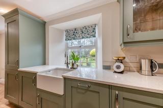 Biddlestone Farmhouse - 4