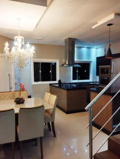 Chalé confortável com área de lazer - 2