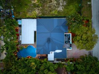 Beach Pop - Steps to Beach Heated Pool & Hot Tub - 5