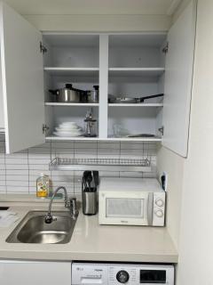 2호선 신촌역 도보3분 3-min walk from Sinchon Station Line2 - 3