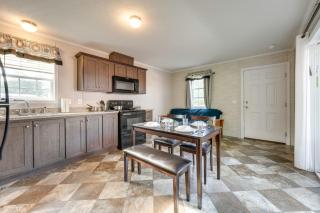 Cozy Cassopolis Cabin, Near Parks and Golfing! - 1