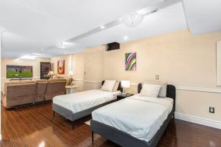 Modern Guest Suite Comfort for 5 Free Parking - 8