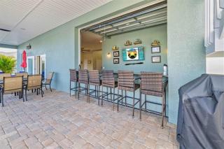 Sleep 13Heated PoolFoosballPool Table - 3