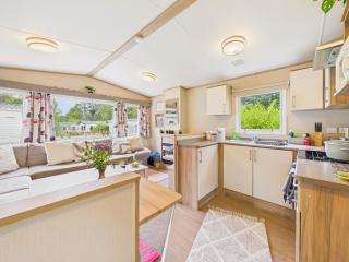 Peaceful Caravan Stay at River Valley Country Park, Cornwall - Saint Hilary - 3
