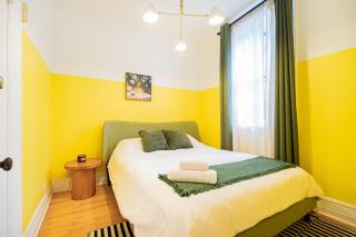 Unique Downtown Montreal Stay with Private Terrace - 6