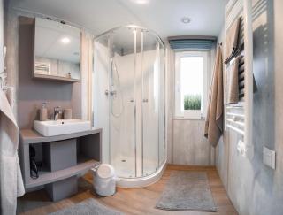 Tiny house with large terrace near old town - 5