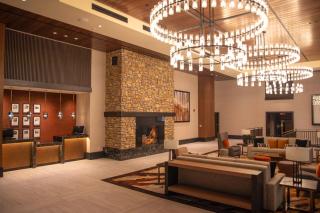 The Hotel at Black Oak Casino Resort - 9