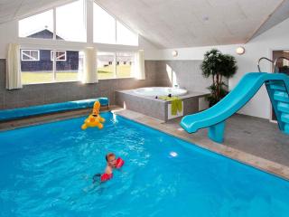 Luxury Pool Retreat in Kegnaes - By Traum Ferienwohnungen - 8