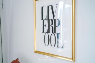Modern 3BED - Liverpool Centre - Parking - Sleep 5 - 4
