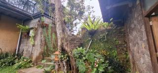 Kraras Munduk Guest House & DonBiyu Rendezvous Restaurant - 2