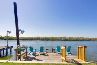 Sunny, Waterfront Rio Hondo Studio with Shared Perks - 6