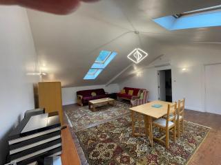 Downlands Barn apartment 1 Bedroom - 2 Futon in Lounge - 8
