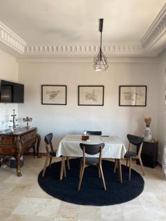 Sunny Corner Apartment - 1