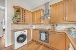 Cosy 2BR Central London Flat in Earls Court - 1