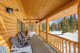 Secluded Log Cabin 10 Acres, Soaker Tub - 4