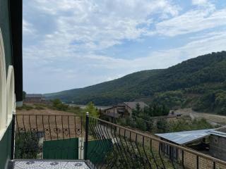 Mountain Villa with Heated Pool & Scenic views - Quba - 3