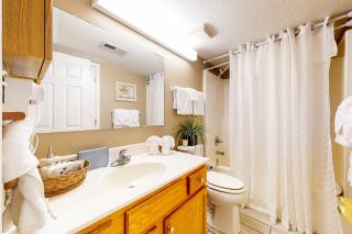 Colonial Crest 215 - 2