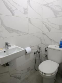 Charming Apartment for 5 Guests - 3
