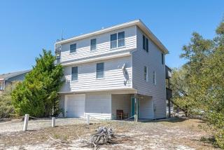 C9431 Sea Stars - Canalfront, 4X4 Area, Boat Ramp, Dock! - 3