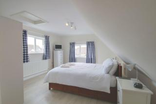 Tofts, East Wittering - 3
