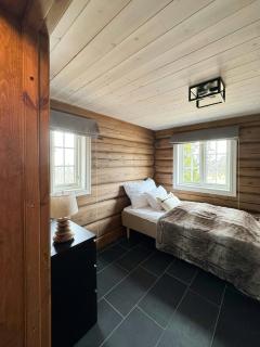 Timber Cabin With Views Over Golsfjellet - 7