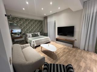 White City's Green Home for couple - 0
