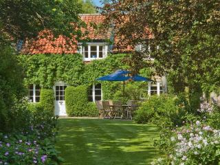 Hungate Garden Cottage - 0