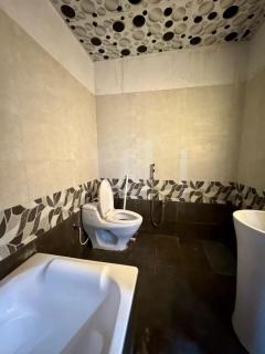 Titanic stay karachi - 1