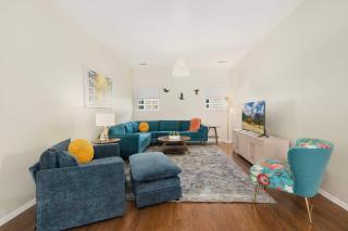 Bubbly Blue-Monthly Rental-3 Mi to UofA & Downtown - Fayetteville - 0