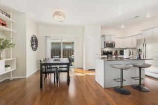 Bubbly Blue-Monthly Rental-3 Mi to UofA & Downtown - 1