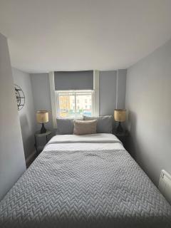 Cosy Central Flat E4 - 2