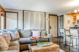 Seventh Mountain Resort Condo - 6