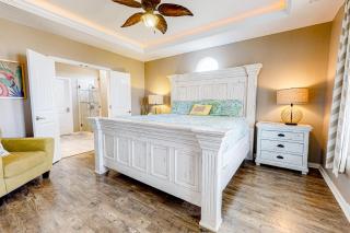 Ultimate Steps to Beach Large Deck Dog Haven - 8