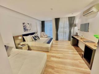 Pera cıty Krıstıal Hotel - 0