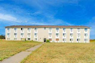 Capital O Amerihost Inn and Suites Kingdom City Hwy 54 MO - 8