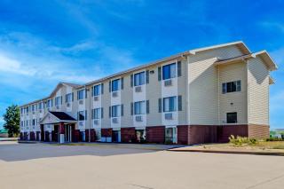 Capital O Amerihost Inn and Suites Kingdom City Hwy 54 MO - 9