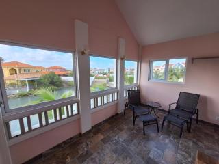 Water Villa's Bonaire - Porch with view on the canal - 4