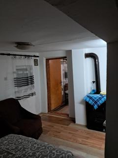 Vikendica raj - - 6