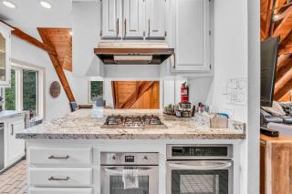 Homewood Hideaway Family Friendly plus EV Charger - 1