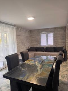 Avala Villa With Indoor Pool & Spa - 2
