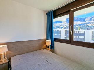 Appartement confortable au pied des pistes avec piscine et parking - FR-1-425-138 - 1