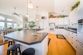 D2115 Shorehaven Too - Ocean Views, Rec Room, Convenient Beach Access! - 5
