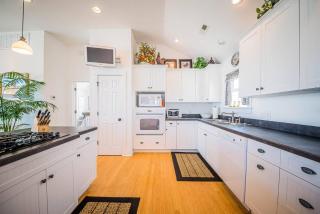 D2115 Shorehaven Too - Ocean Views, Rec Room, Convenient Beach Access! - 1